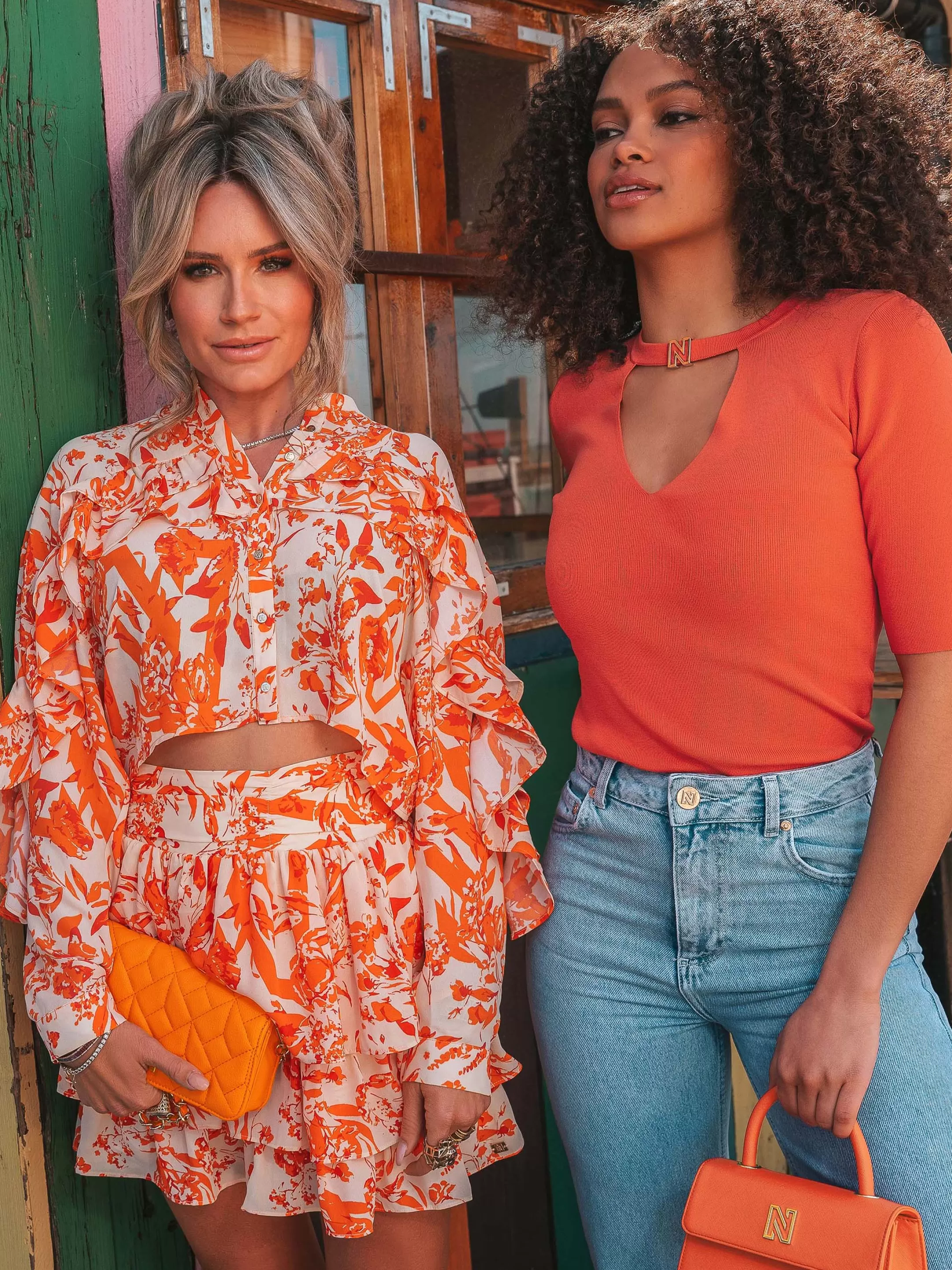 Hot NIKKIE Blouse with ruffles Sun Orange/Cream