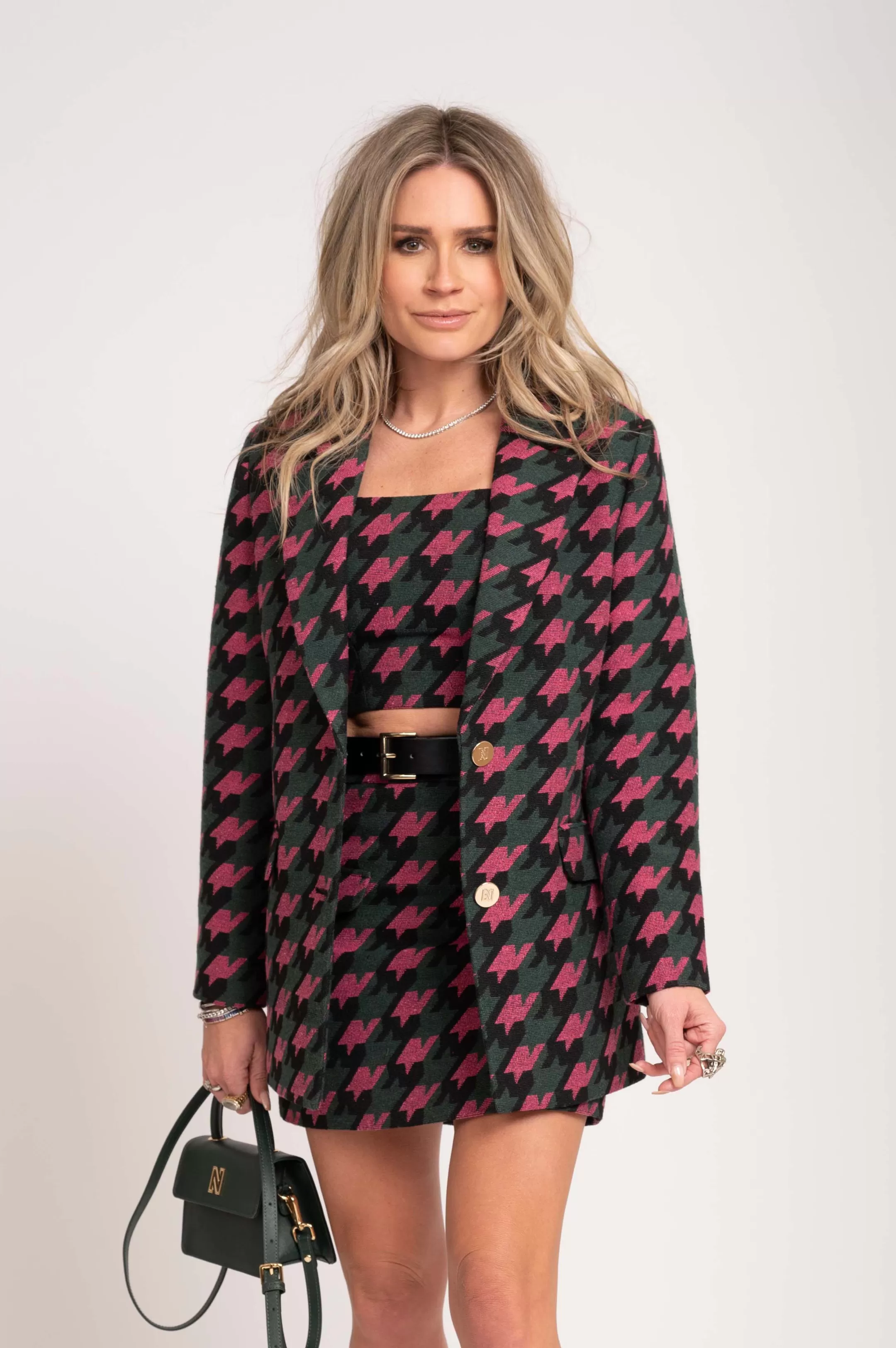 Clearance NIKKIE Pied-de-poule blazer Black/Raspberry Rose