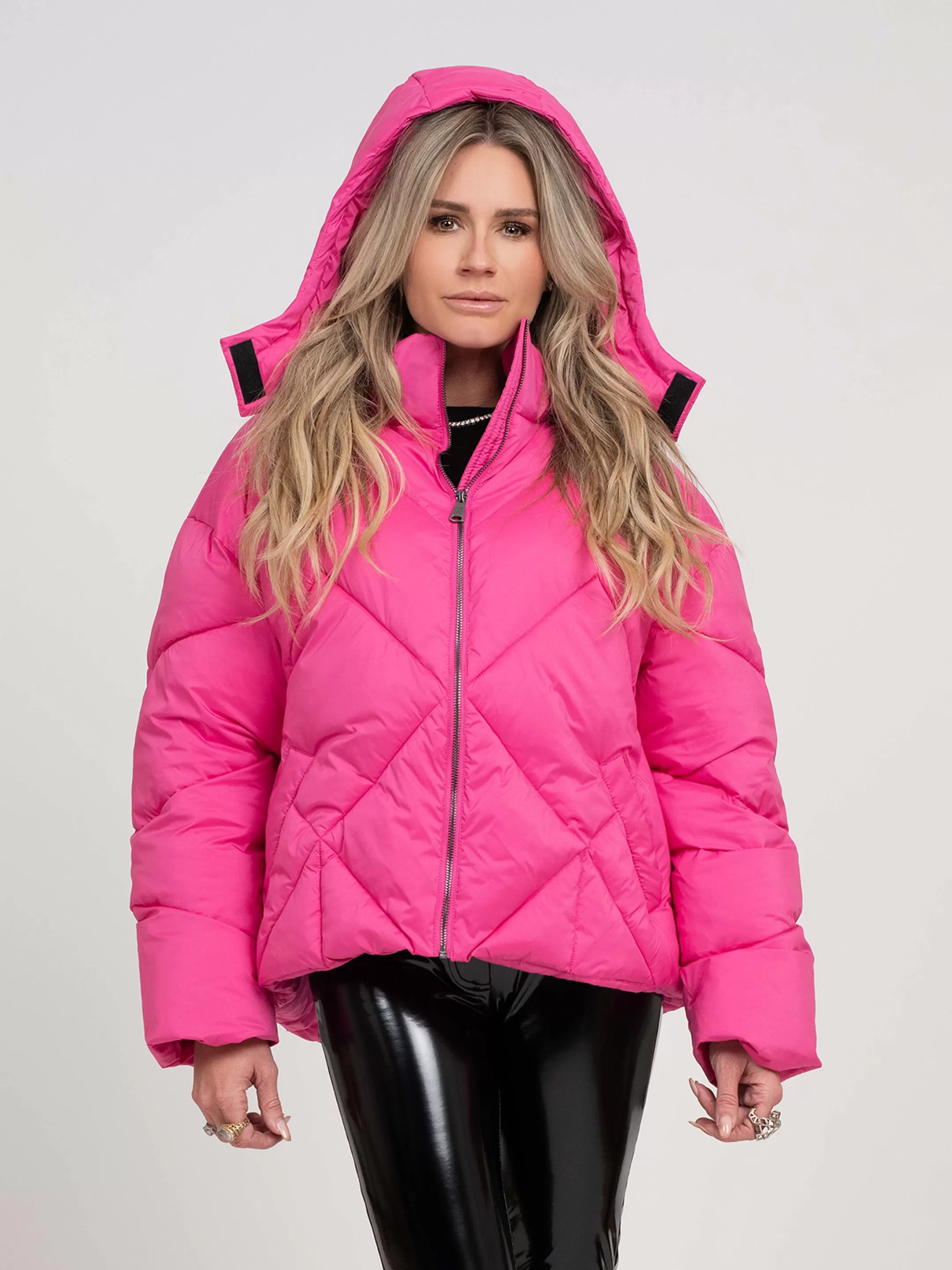 Fashion NIKKIE Puffer coat with hood Raspberry Rose
