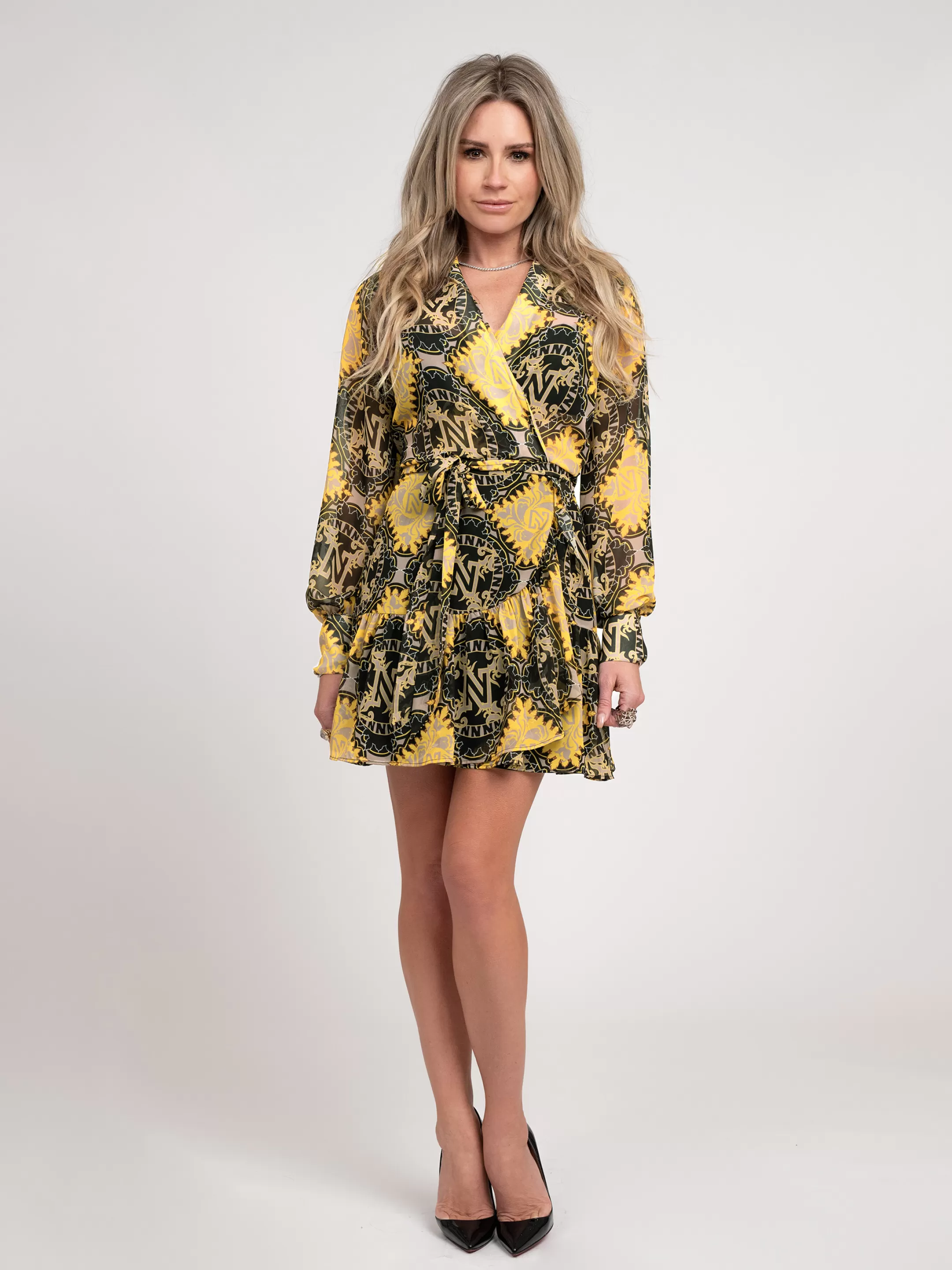 Outlet NIKKIE Wrap dress with print Corn Yellow